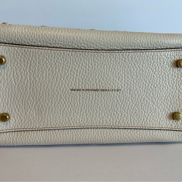 Coach (Re)Loved Rogue with Tea Roses - Picture 6 of 7